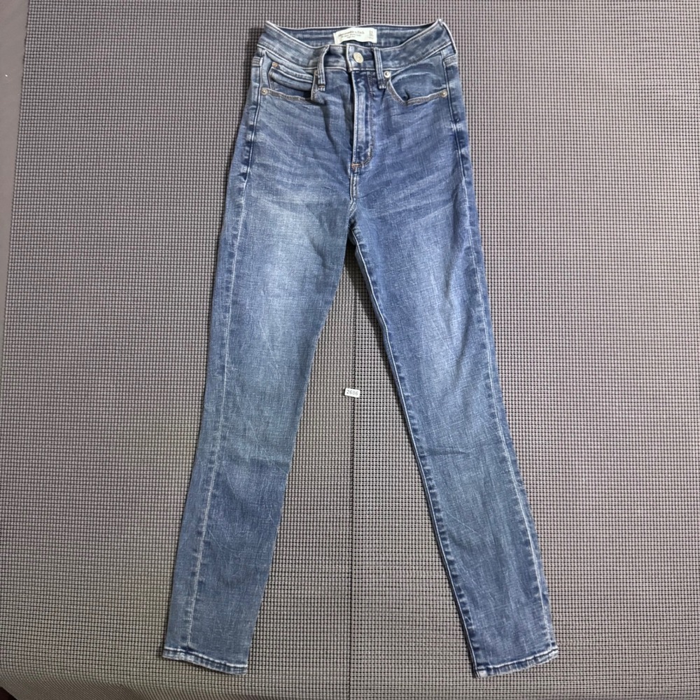 Abercrombie Curve Love High Rise Super Skinny Ankle Jeans 00 Regular